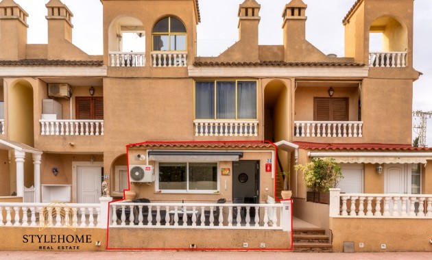 1. Apartment / flat - Herverkoop - Torrevieja - Punta prima