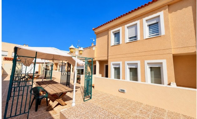 Adosado - Venta - Daya Nueva - Daya Nueva - Town