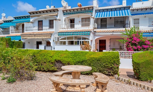 Adosado - Venta - Torrevieja - Lago jardin