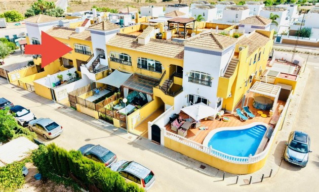 Apartamento / piso - Venta - Los Montesinos - La Herrada