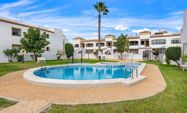 Apartamento / piso - Venta - Orihuela - Entre Naranjos Vistabella