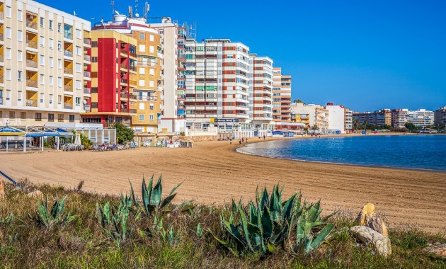 Apartamento / piso - Venta - Torrevieja - Acequion