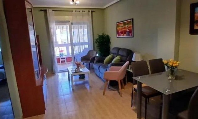 Apartamento / piso - Venta - Torrevieja - Estacion de autobuses