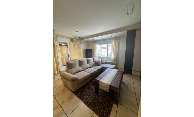 Apartamento / piso - Venta - Torrevieja - La Mata pueblo