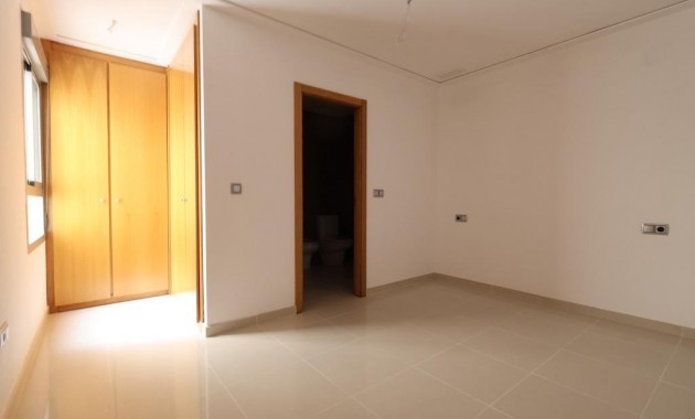 Apartamento / piso - Venta - Torrevieja - La Mata pueblo