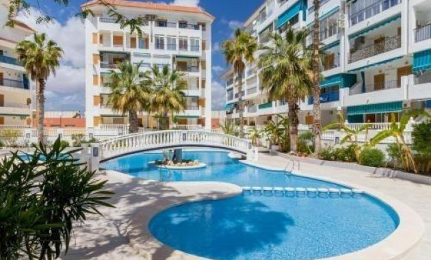 Apartamento / piso - Venta - Torrevieja - La Mata pueblo