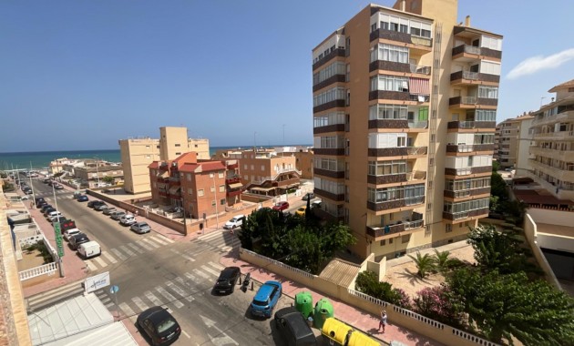 Apartamento / piso - Venta - Torrevieja - La Mata