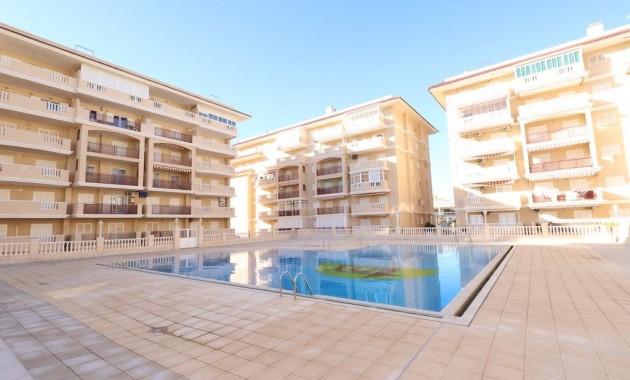 Apartamento / piso - Venta - Torrevieja - La Mata