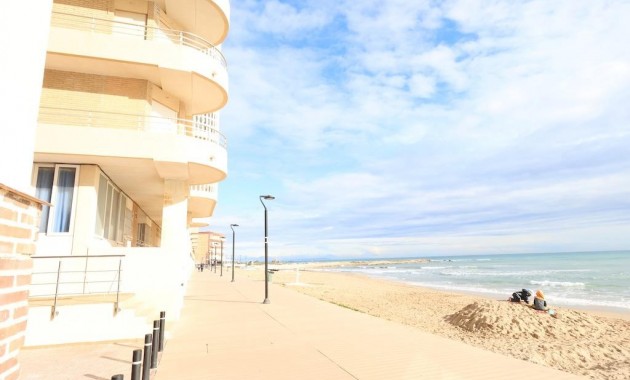 Apartamento / piso - Venta - Torrevieja - La Mata