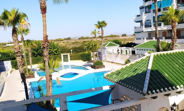 Apartamento / piso - Venta - Torrevieja - Los Europeos