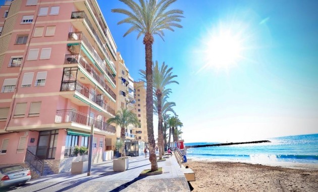 Apartamento / piso - Venta - Torrevieja - Playa del cura