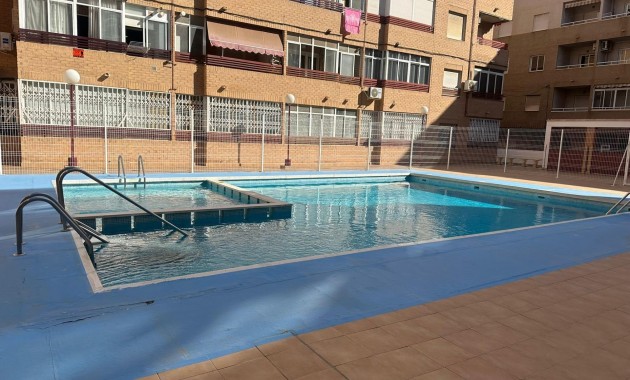 Apartamento / piso - Venta - Torrevieja - torrevieja