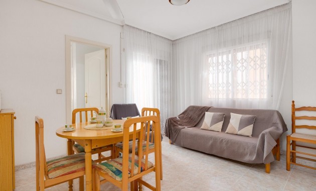 Apartamento / piso - Venta - Torrevieja - torrevieja