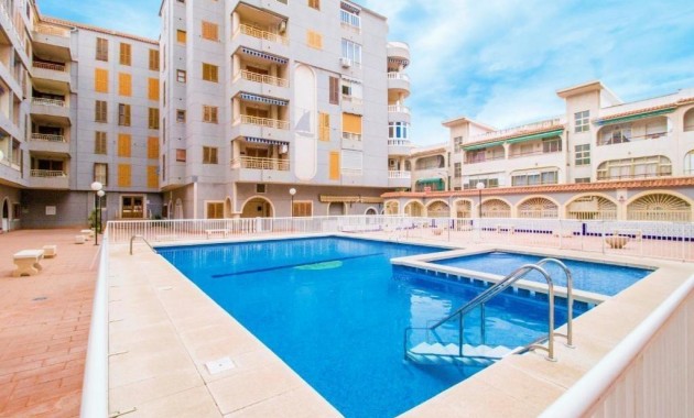 Apartamento / piso - Venta - Torrevieja - torrevieja