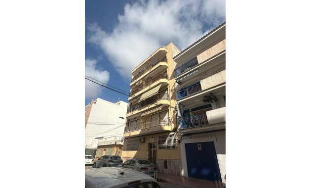 Apartamento / piso - Venta - Torrevieja - torrevieja