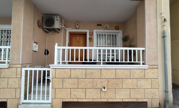 Apartamento / piso - Venta - Torrevieja - torrevieja