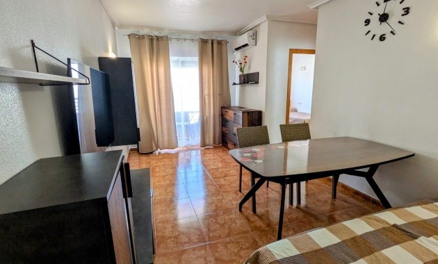 Apartamento / piso - Venta - Torrevieja - torrevieja