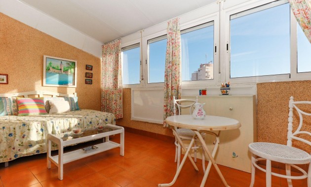 Apartamento / piso - Venta - Torrevieja - torrevieja