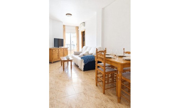 Apartamento / piso - Venta - Torrevieja - torrevieja