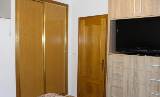 Apartment / flat - Sale - Almoradi - Comunidad valenciana