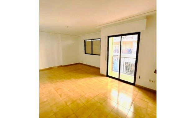 Apartment / flat - Sale - Denia - Denia
