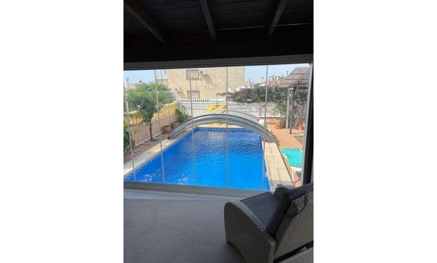 Apartment / flat - Sale - Orihuela Costa - La Zenia