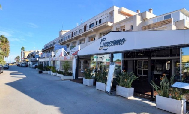 Apartment / flat - Sale - Orihuela Costa - Punta Prima