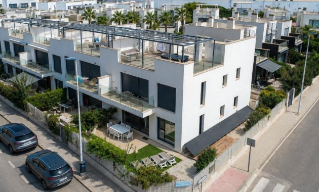 Apartment / flat - Sale - Orihuela Costa - Punta Prima