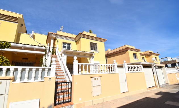 Apartment / flat - Sale - Orihuela Costa - Villamartin