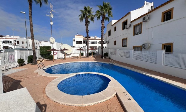 Apartment / flat - Sale - Orihuela - Entre Naranjos Vistabella