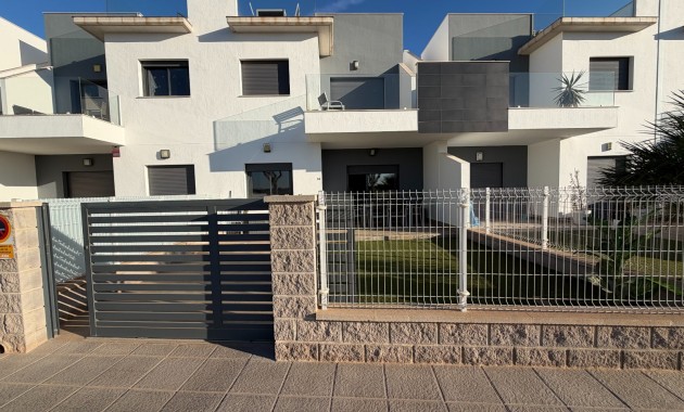 Apartment / flat - Sale - Pilar de La Horadada - Pilar de La Horadada - Town