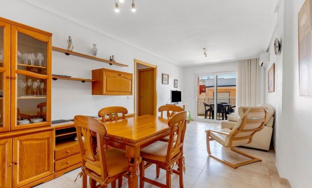 Apartment / flat - Sale - Torrevieja - Acequion