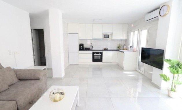 Apartment / flat - Sale - Torrevieja - Acequion