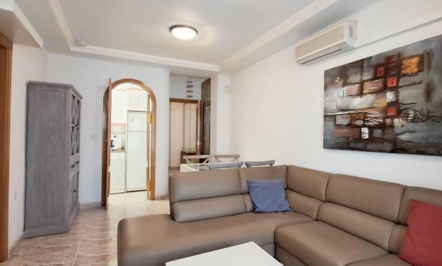 Apartment / flat - Sale - Torrevieja - Centro