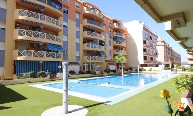 Apartment / flat - Sale - Torrevieja - Centro