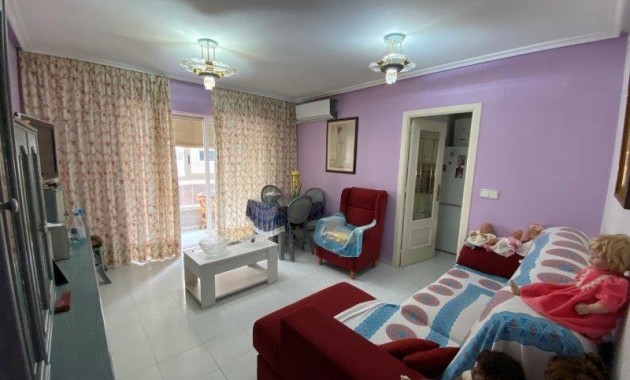 Apartment / flat - Sale - Torrevieja - Estacion de autobuses