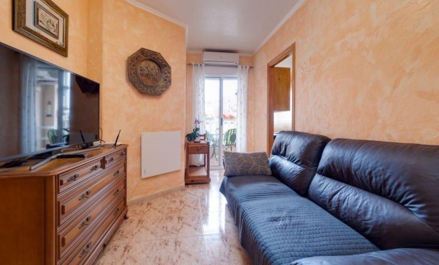 Apartment / flat - Sale - Torrevieja - Estacion de autobuses