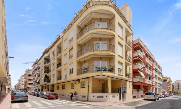 Apartment / flat - Sale - Torrevieja - Estacion de autobuses