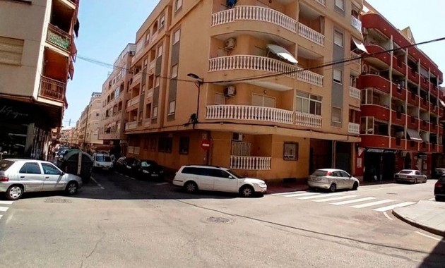 Apartment / flat - Sale - Torrevieja - Estacion de autobuses