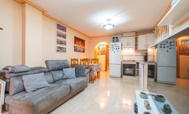 Apartment / flat - Sale - Torrevieja - Estacion de autobuses