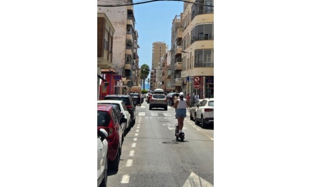 Apartment / flat - Sale - Torrevieja - Estacion de autobuses