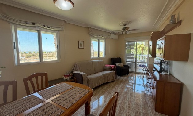 Apartment / flat - Sale - Torrevieja - La Mata pueblo