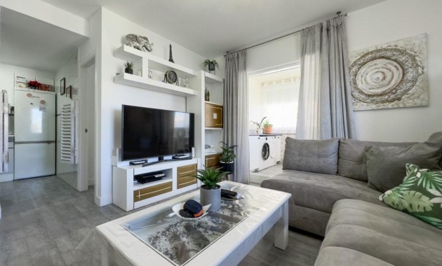 Apartment / flat - Sale - Torrevieja - La Mata