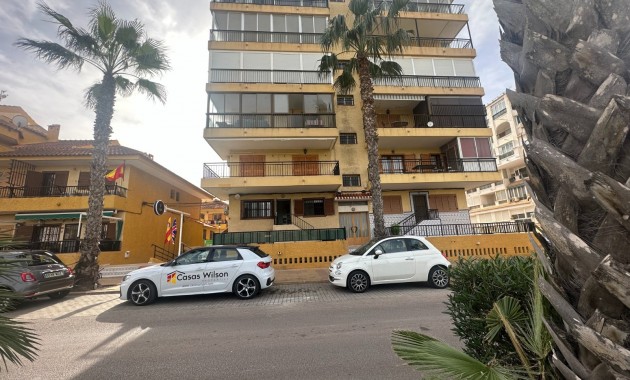 Apartment / flat - Sale - Torrevieja - La Mata