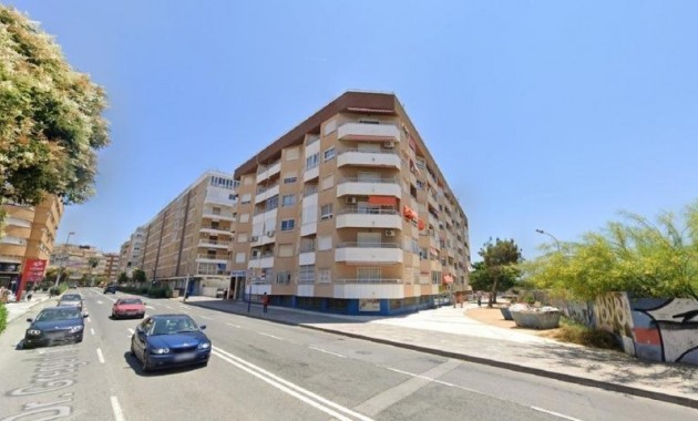 Apartment / flat - Sale - Torrevieja - Los Balcones