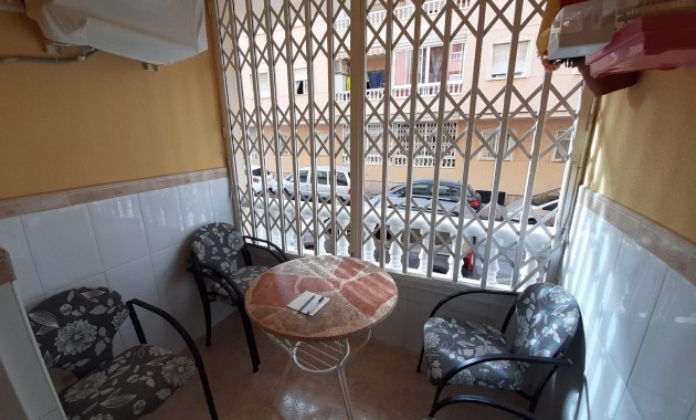 Apartment / flat - Sale - Torrevieja - Playa de los locos