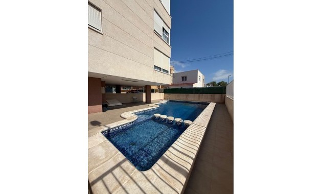Apartment / flat - Sale - Torrevieja - Playa del cura