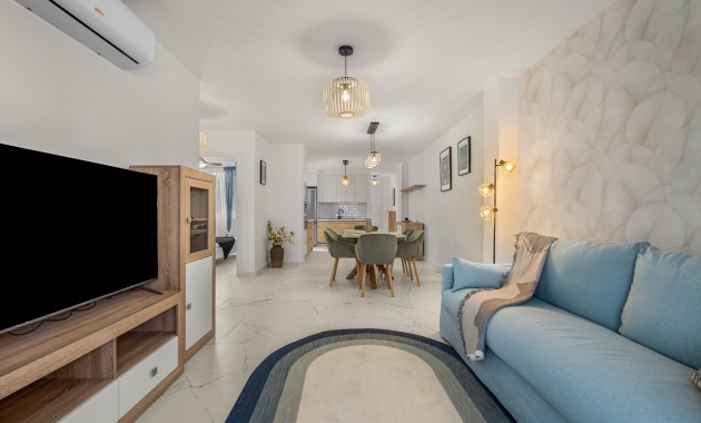 Apartment / flat - Sale - Torrevieja - Playa Del Cura