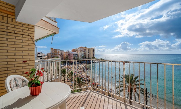 Apartment / flat - Sale - Torrevieja - Playa Del Cura