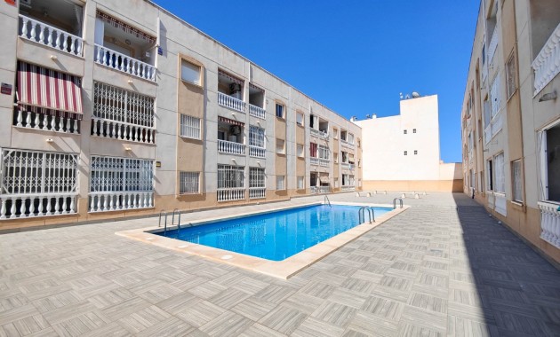 Apartment / flat - Sale - Torrevieja - Torrevieja - Centre